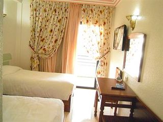 Majliss Hotel
