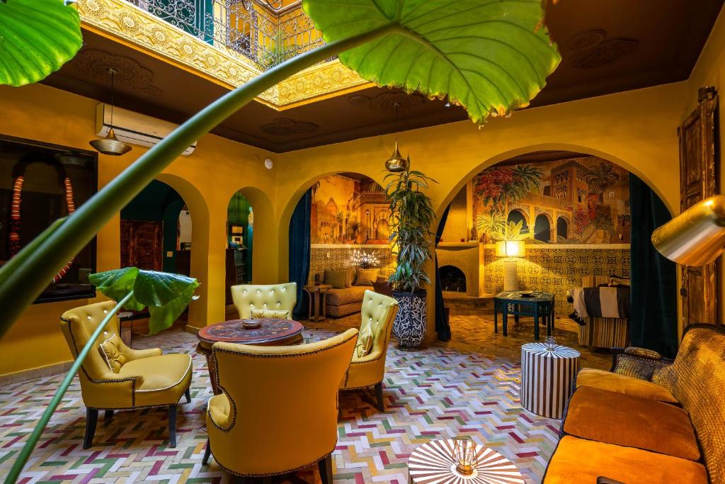 Dar Khmissa Riad & Spa Marrakech 02