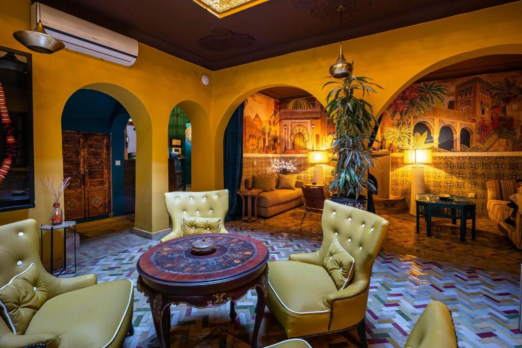 Dar Khmissa Riad & Spa Marrakech 04