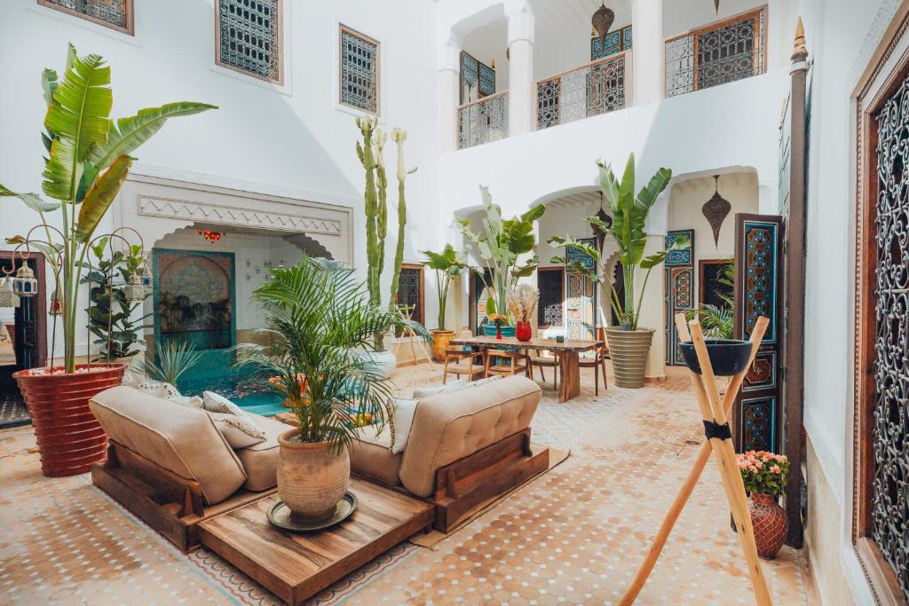 Kenzara Suites & Pool