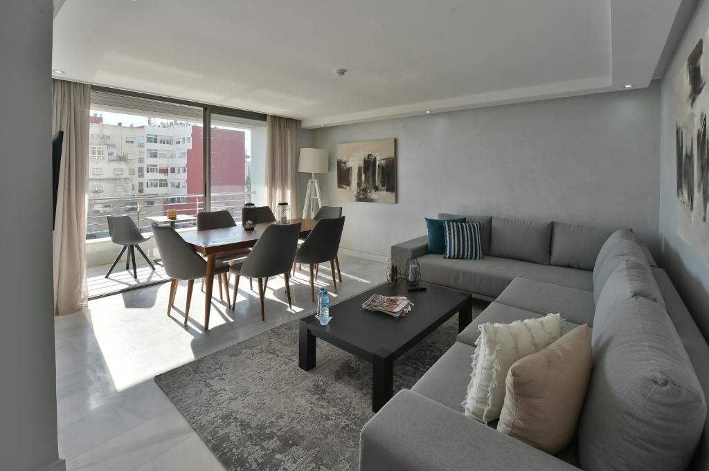 Le Yacht Suites Hotel Casablanca 04