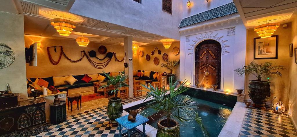 Riad Belikoss Pool & Spa