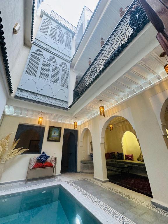 Riad Blue Berry