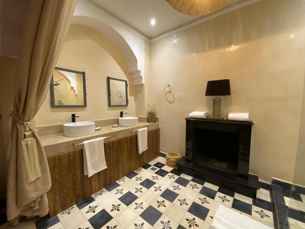 Riad Dar Couscous & SPA Marrakech 03