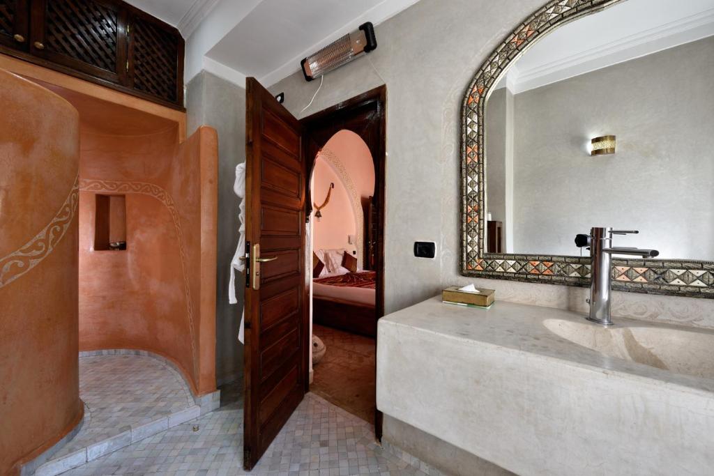 Riad les Ammonites and Spa Marrakech 03