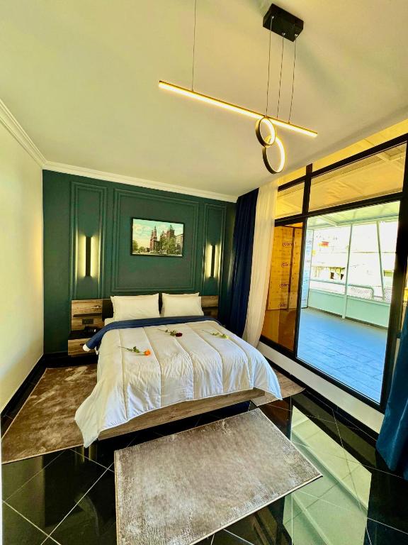 The Hotel Syracuse
