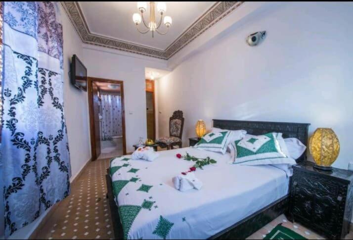 Riad Laraichi Palace Suites Fès 02
